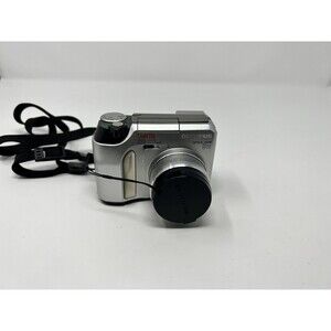 Olympus CAMEDIA C-725 Ultra Zoom 3.0MP Digital Camera - Silver